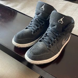 COPY - These are Jordan 1 mid crater blacks
